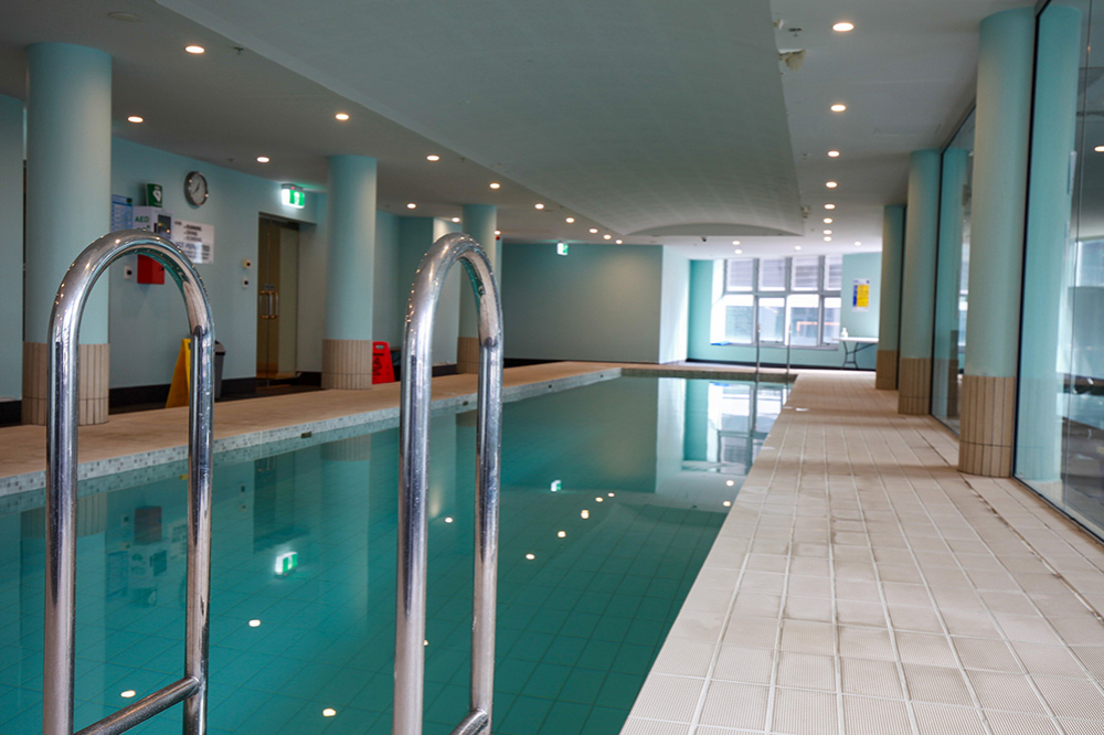 TAA-1000px-pool
